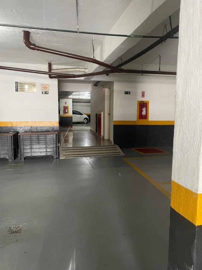 Apartamento 61 - Praia Da Enseada - *